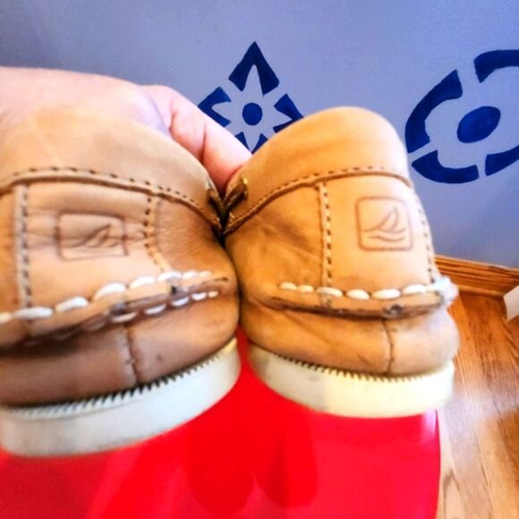 Sperry Tan Flats Timeless Elegance - Picture 4 of 9